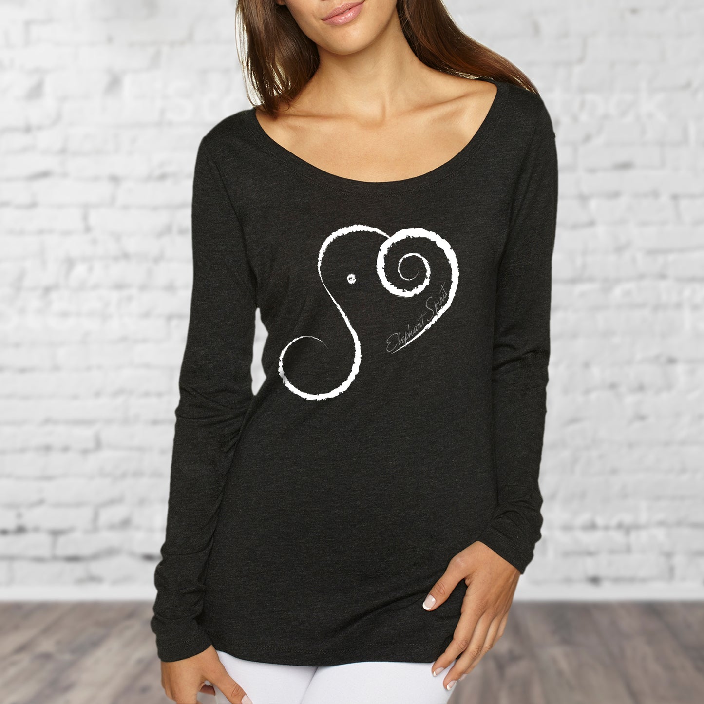 Elephant Spirit Shirt - Long-Sleeve Scoop Neck BLACK